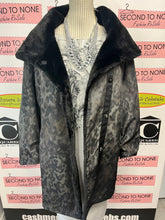 Cargar imagen en el visor de la galería, Novelti Dark Animal Print Dress Coat (Size L)