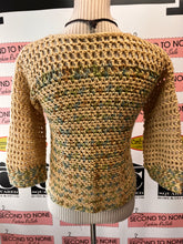 Cargar imagen en el visor de la galería, Hand-Crochet Cropped Sweater (Size S/M)