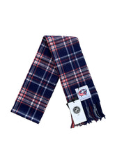 Cargar imagen en el visor de la galería, Official NHL-Licenced 100% Lambswool Tartan Scarf (29 Teams)