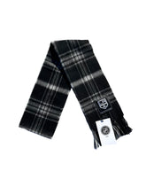 Cargar imagen en el visor de la galería, Official NHL-Licenced 100% Lambswool Tartan Scarf (29 Teams)