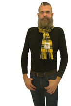 Cargar imagen en el visor de la galería, Official NHL-Licenced 100% Lambswool Tartan Scarf (29 Teams)