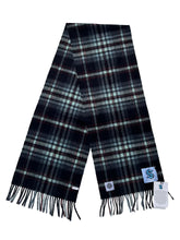 Cargar imagen en el visor de la galería, Official NHL-Licenced 100% Lambswool Tartan Scarf (29 Teams)