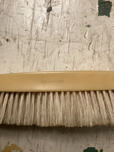 Cargar imagen en el visor de la galería, Juego de tocador Birks francés vintage de marfil