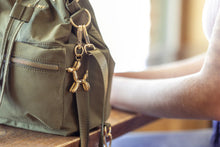 Cargar imagen en el visor de la galería, Dijes para bolsos Kedzie (¡solo quedan 8 estilos!)