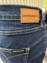 Load image into Gallery viewer, Calvin Klein Jeans (Size 16)
