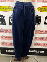 Load image into Gallery viewer, Hue Velour Lounge Set (Size L)
