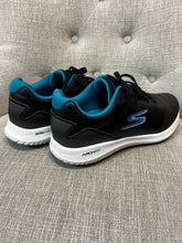 Load image into Gallery viewer, Skechers Go Golf Shoes (Size 8 1/2)

