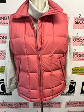 Load image into Gallery viewer, Columbia Dusty Rose Puffer Vest (Size M)
