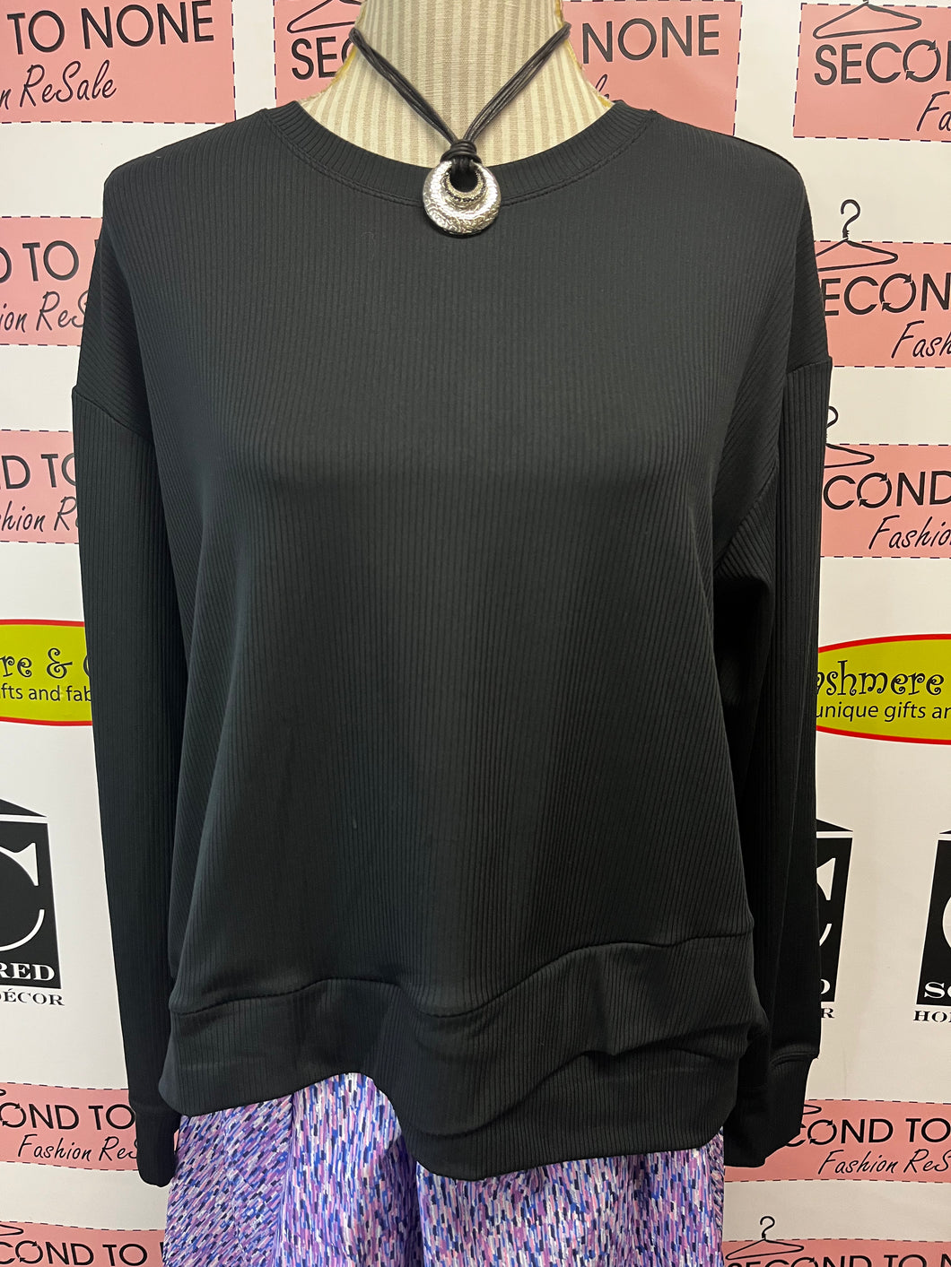 Danskin Active Long Sleeve (Size L)