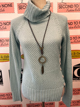 Cargar imagen en el visor de la galería, Nevada Knit Turtleneck (Size M)
