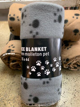 Load image into Gallery viewer, Pet Fleece Blanket (Only 2 Colours Left!)
