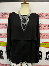 Load image into Gallery viewer, Black Layered Top (Size M)
