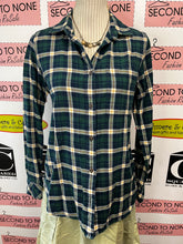 Charger l'image dans la galerie, Roots Plaid Shirt (Size S)
