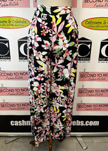 Cargar imagen en el visor de la galería, Roxy Floral Pants (Size XS)
