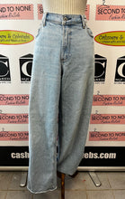 Cargar imagen en el visor de la galería, Abercrombie &amp; Fitch Baggy Low Rise Jeans (Size 12L)
