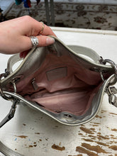 Charger l'image dans la galerie, Coach Ashley Hippie Crossbody

