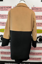Cargar imagen en el visor de la galería, Portrait Colour Block Pea Coat (Size 16)
