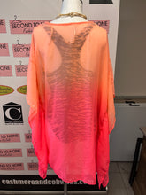 Charger l'image dans la galerie, Shades of Orange Cover-Up (One Size)
