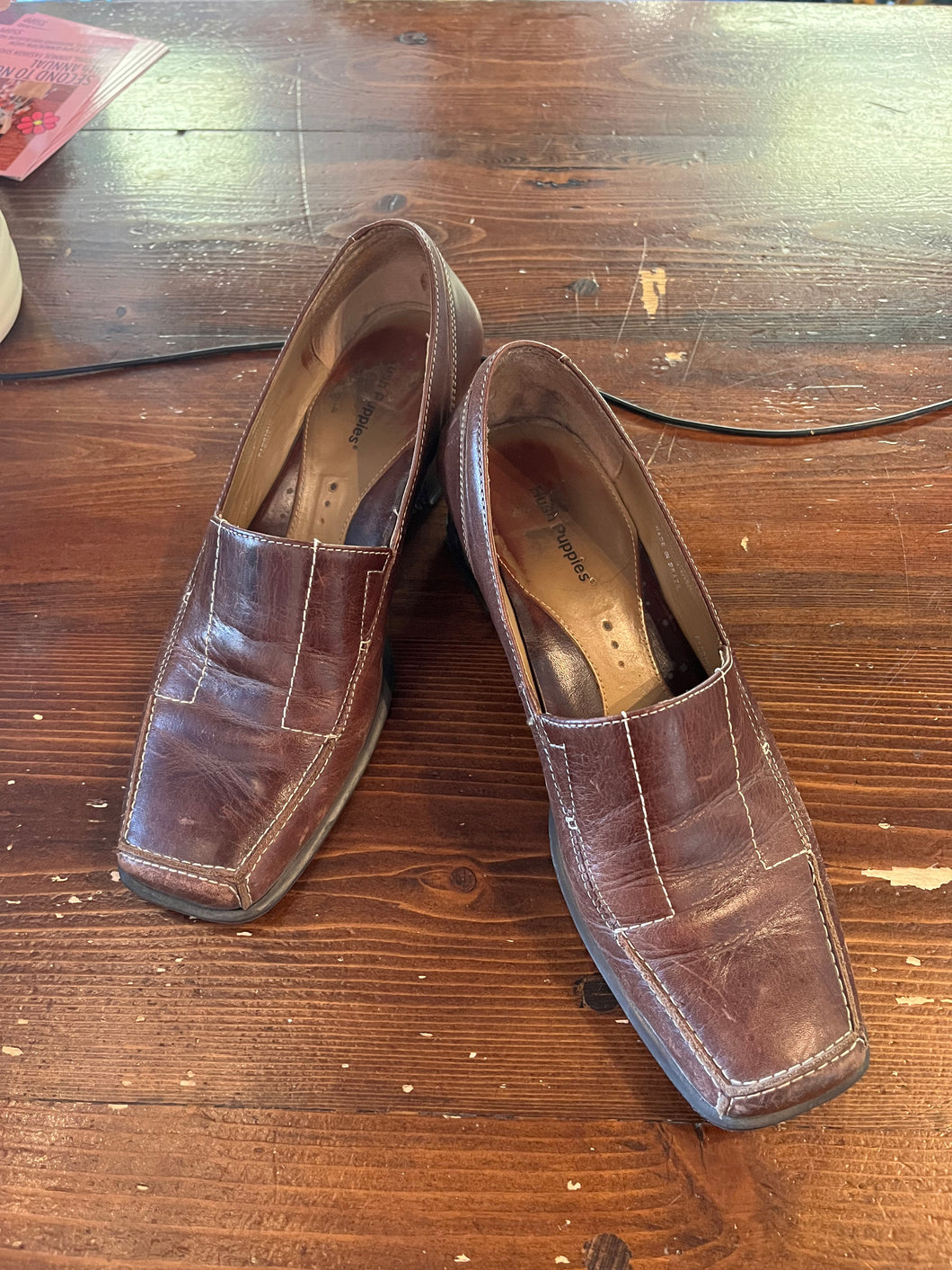 *AS IS* Hush Puppies Heeled Leather Loafers (Size 7.5)