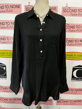 Cargar imagen en el visor de la galería, Tommy Hilfiger Black Button Up (Size M)
