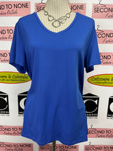 Cargar imagen en el visor de la galería, Lolë Active T-Shirt (Size XL)
