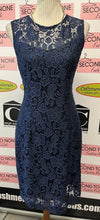 Load image into Gallery viewer, NWT Le Chateau Blue Lace Dress (Size XL)
