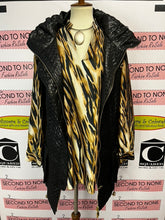 Load image into Gallery viewer, Animal Print Blouse (Size M)
