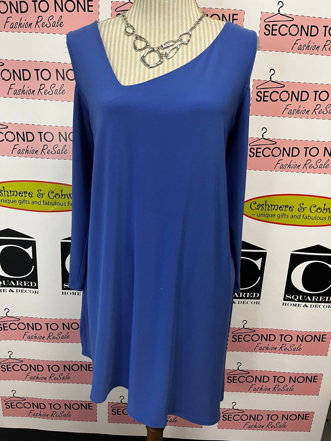 Sympli Cold Shoulder Tunic (Size 18)