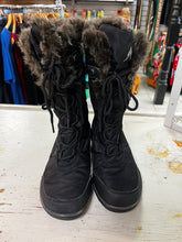 Charger l'image dans la galerie, Waterproof Winter Boots (Size 9)
