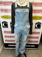 Load image into Gallery viewer, Grey Button Up Top (Size L)
