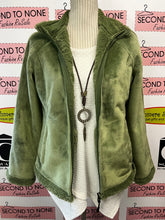 Load image into Gallery viewer, Green Tea Fuzzy Zip Up Sweater (Size S)
