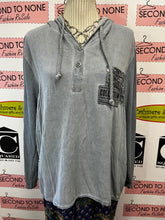 Cargar imagen en el visor de la galería, Made in Italy Hooded Top (Size L/XL)
