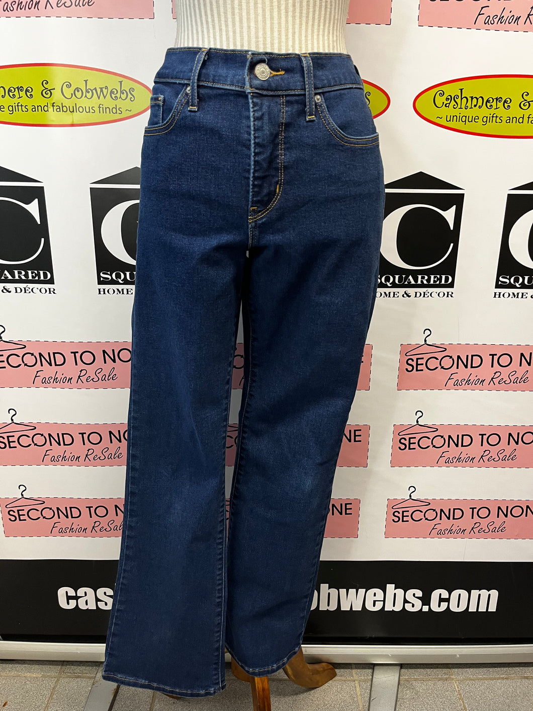Levi's Jeans (Size 29W/30L)