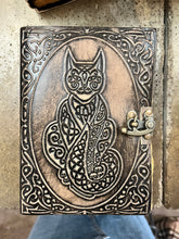 Load image into Gallery viewer, Antique Paper Leather Journals (5 Different Designs)
