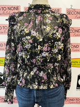 Load image into Gallery viewer, ASTR the Label Ruffle Sleeve Blouse (Size S)
