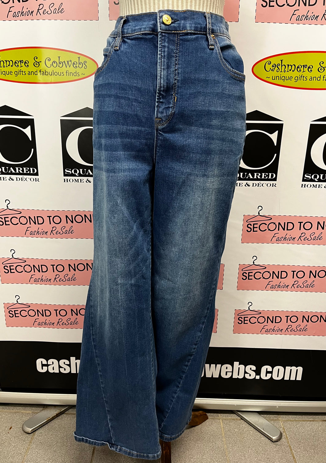 Nicole Miller Super High Rise Jeans (Size 12)