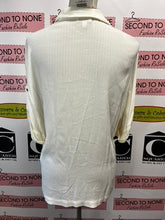 Load image into Gallery viewer, Laura Cream Button Down (Size 8)
