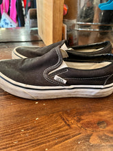 Load image into Gallery viewer, Vans Slip-Ons (Size 6W/4.5M)
