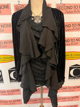 Charger l'image dans la galerie, Cupio Black Ruffle Front Jacket (Size S)
