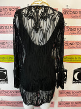 Charger l'image dans la galerie, Red Coral Black Mesh Cover (Size XL)
