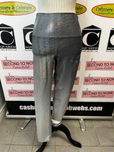 Load image into Gallery viewer, NWT Holographic Leggings (Size L)
