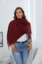 Cargar imagen en el visor de la galería, Buffalo Plaid Blanket Scarf (Restocked!)
