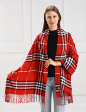 Cargar imagen en el visor de la galería, Red Plaid Fringe Scarf
