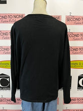 Load image into Gallery viewer, Escape Painted Flower Pullover (Size L)
