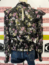 Load image into Gallery viewer, ASTR the Label Ruffle Sleeve Blouse (Size S)
