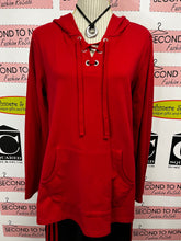 Cargar imagen en el visor de la galería, Northern Reflections Hooded Top (Size L)
