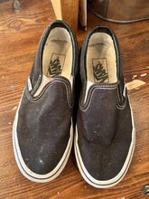 Load image into Gallery viewer, Vans Slip-Ons (Size 6W/4.5M)
