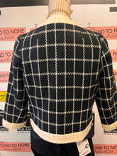 Load image into Gallery viewer, B&amp;W Sophisticated Crop Jacket (Size S/M)
