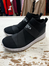 Load image into Gallery viewer, Nautica Sock Fit Sneakers (Size 8 1/2)
