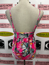 Load image into Gallery viewer, NWT la Vie en Rose Tankini Set (Size M)
